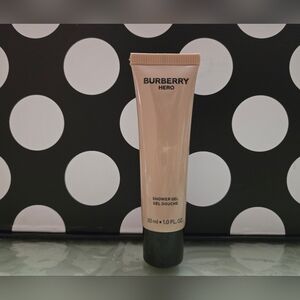✨️BURBERRY Hero Shower Gel✨️